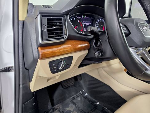 Certified 2023 Audi Q5 2.0T Premium w/ Convenience Package AWD/4WD image 22