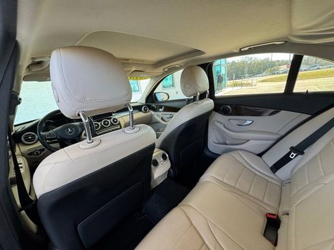 Used 2018 Mercedes-Benz C 300 Sedan image 21