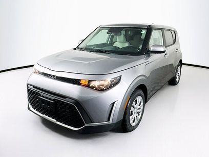 New 2025 Kia Soul LX
