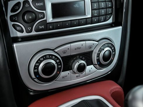 Used 2005 Mercedes-Benz SLR image 38