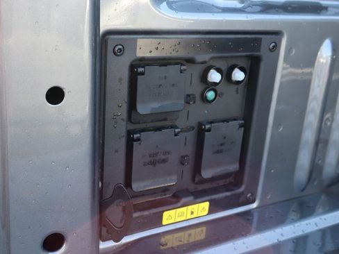 New 2025 Ford F150 Lightning Platinum image 23