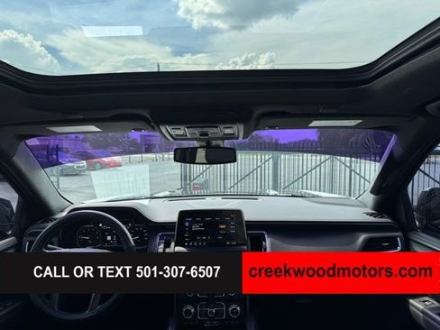 Used 2021 GMC Yukon AT4 w/ Rear Media and Nav Package AWD/4WD image 15