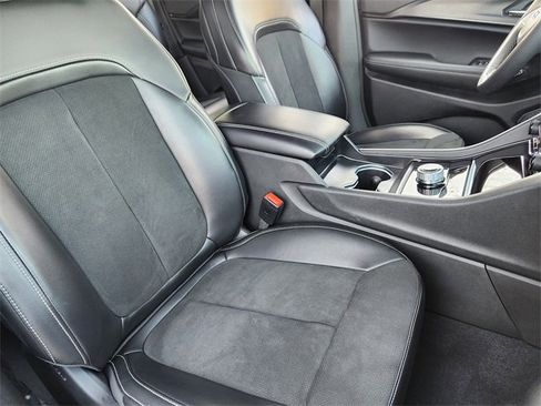 Certified 2025 Jeep Grand Cherokee Altitude image 13