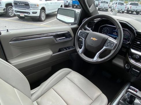 Used 2023 Chevrolet Silverado 1500 LTZ w/ LTZ Premium Package AWD/4WD image 22