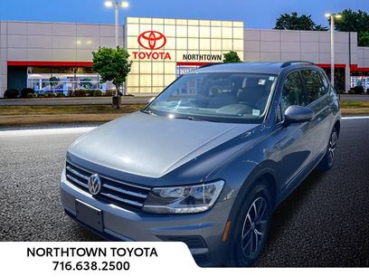 Used 2021 Volkswagen Tiguan SE w/ 3rd Row Seat Package