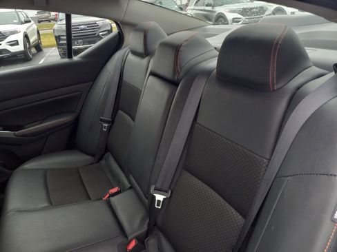 Used 2025 Nissan Altima 2.5 SR AWD/4WD image 13