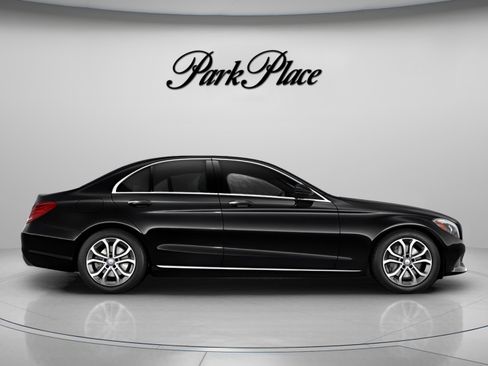 Used 2017 Mercedes-Benz C 300 Sedan image 24