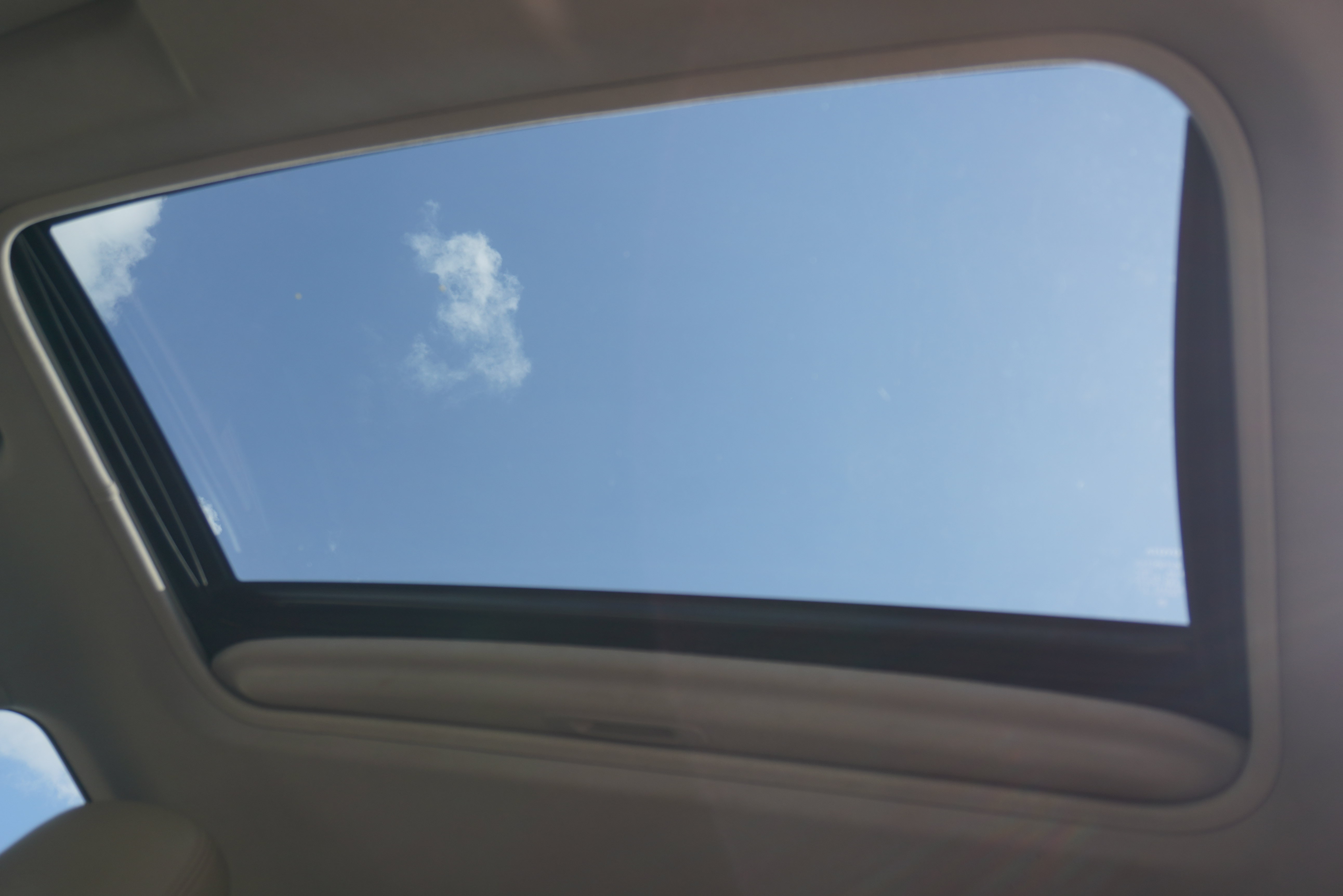 Used 2015 Toyota RAV4 XLE FWD image 17