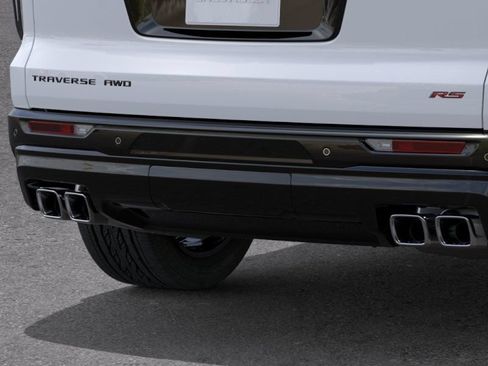 New 2027 Chevrolet Traverse RS w/ LPO, Floor Liner Package AWD/4WD image 14