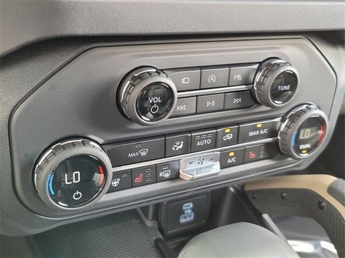 New 2025 Ford Bronco Badlands image 46