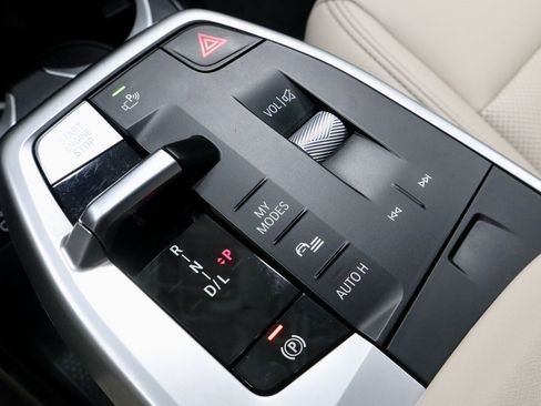 Used 2023 BMW X1 xDrive28i w/ Premium Package image 32