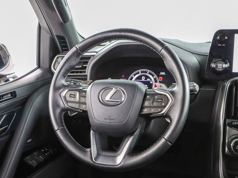 Used 2024 Lexus LX 600 4WD w/ Interior Upgrade Package image 13