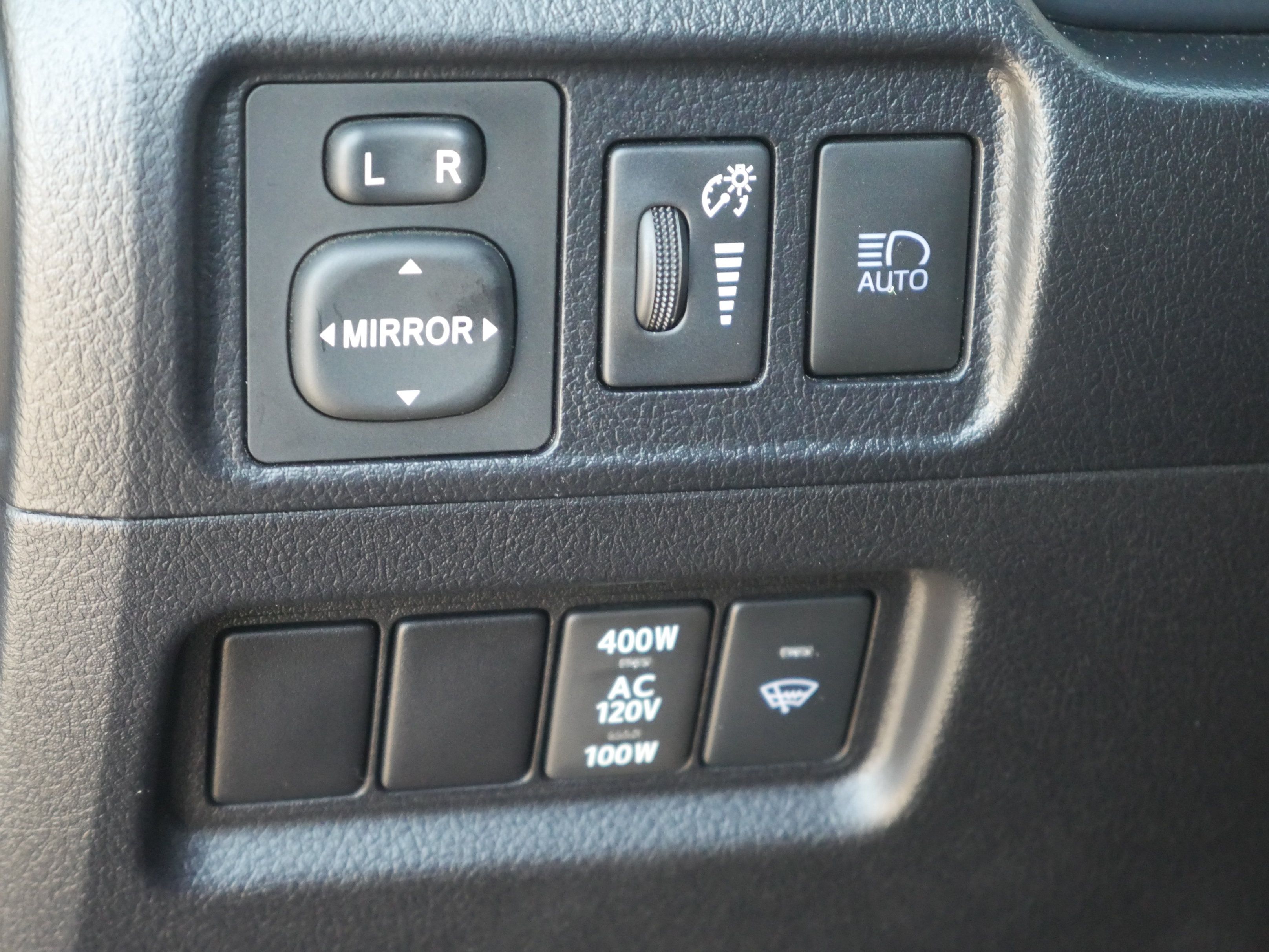 Used 2024 Toyota 4Runner TRD Off-Road Premium AWD/4WD image 5