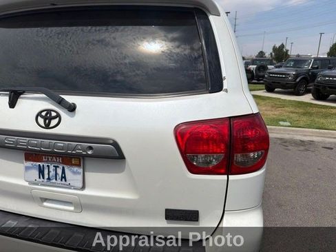 Used 2011 Toyota Sequoia Platinum AWD/4WD image 13