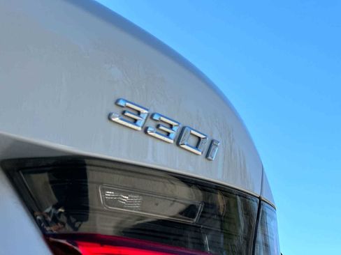 Used 2024 BMW 330i Sedan RWD image 15