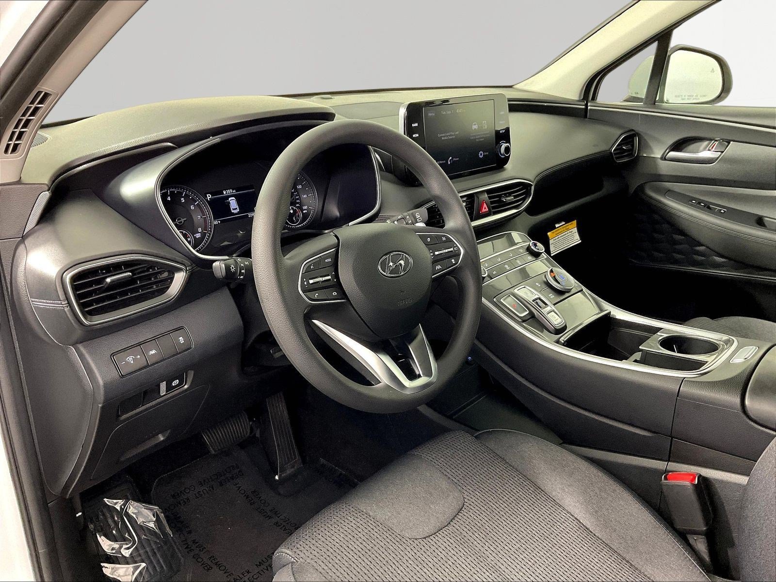 Used 2023 Hyundai Santa Fe SE w/ Cargo Package AWD/4WD image 17