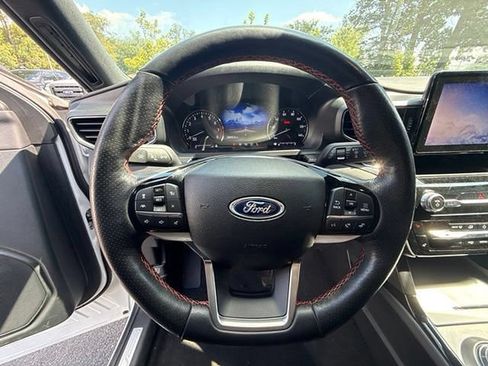 Certified 2023 Ford Explorer ST-Line w/ Class IV Trailer Tow Package AWD/4WD image 18