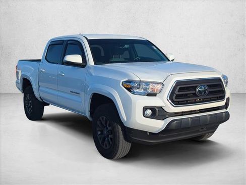 Certified 2022 Toyota Tacoma SR5 w/ Technology Package RWD image 3