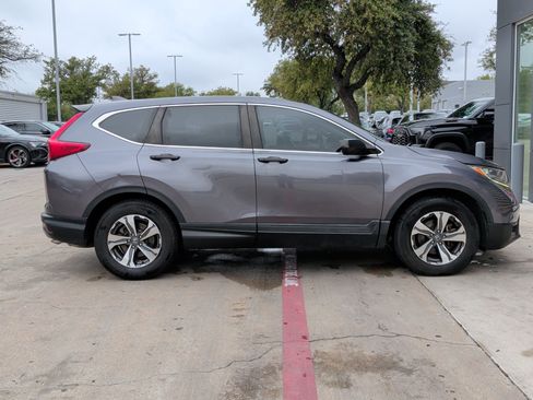 Used 2019 Honda CR-V LX image 6
