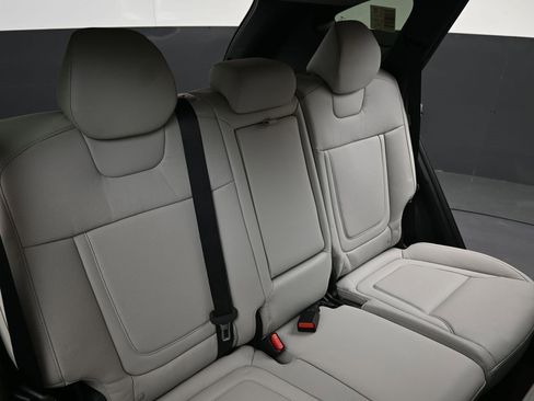 New 2026 Hyundai Tucson Limited image 16