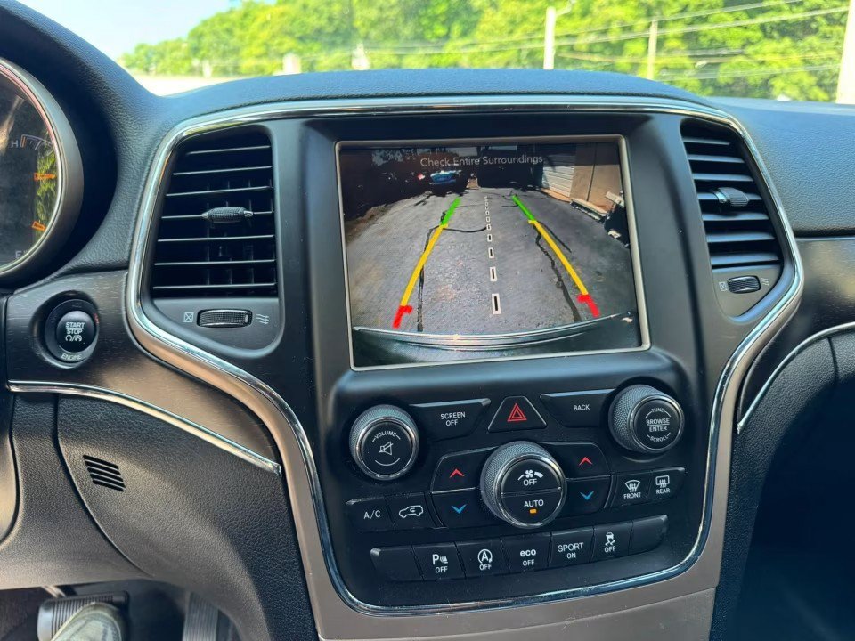 Used 2016 Jeep Grand Cherokee Limited w/ Trailer Tow Group IV AWD/4WD image 24