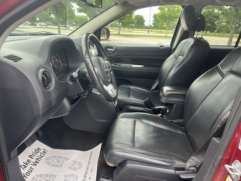Used 2016 Jeep Compass High Altitude FWD image 17