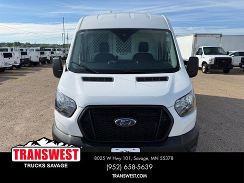 Used 2024 Ford Transit 250 148 Medium Roof w/ Load Area Protection Package RWD image 16