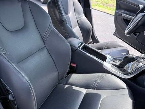 Used 2016 Volvo S60 T5 Premier FWD image 13