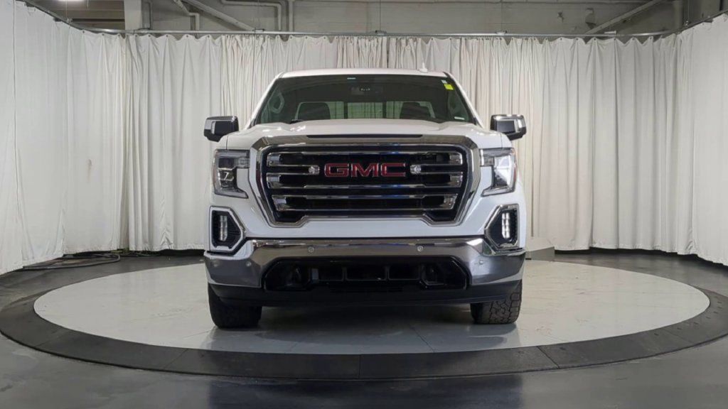 Used 2021 GMC Sierra 1500 SLT w/ SLT Premium Plus Package AWD/4WD image 3