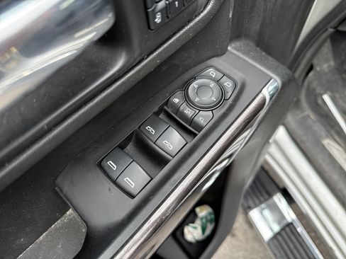 Used 2022 Chevrolet Silverado 3500 LTZ w/ LTZ Convenience Package image 14