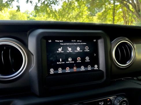 Used 2018 Jeep Wrangler Unlimited Rubicon w/ Safety Group image 44