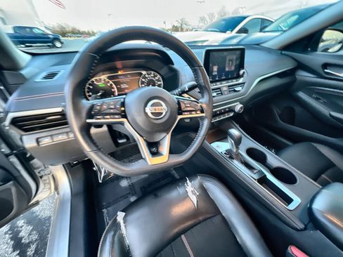 Used 2020 Nissan Altima 2.5 SR image 16