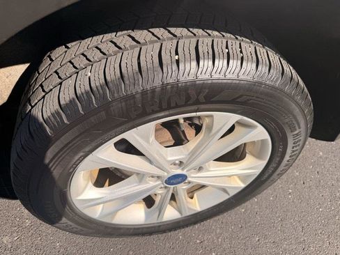 Used 2018 Ford Escape SE AWD/4WD image 10