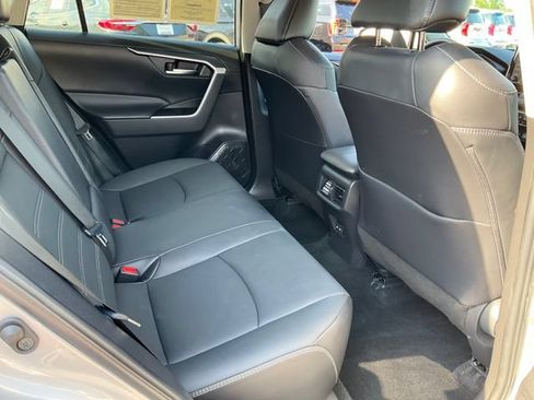 Used 2022 Toyota RAV4 XLE Premium FWD image 20