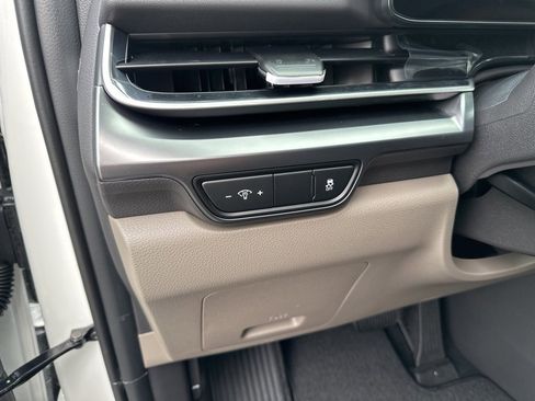 New 2026 Kia Carnival LX image 32