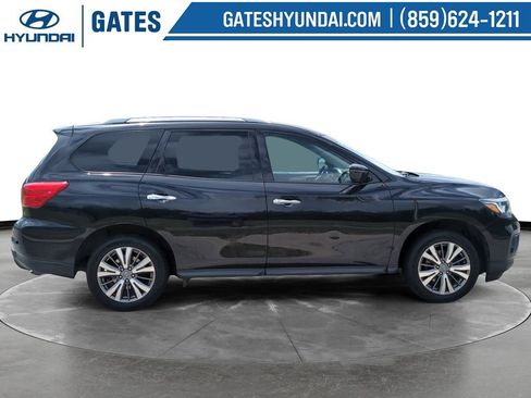 Used 2020 Nissan Pathfinder SL AWD/4WD image 3