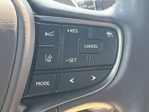 Used 2020 Lexus ES 300h w/ Premium Package FWD image 36