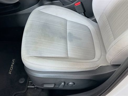 Certified 2023 Hyundai Kona SEL AWD/4WD image 23