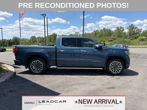 Used 2025 GMC Sierra 1500 Denali Ultimate AWD/4WD image 6