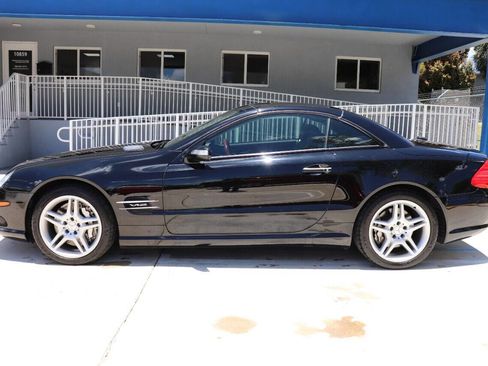 Used 2005 Mercedes-Benz SL 600 image 4