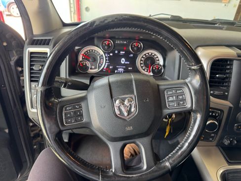Used 2017 RAM 1500 Big Horn AWD/4WD image 26