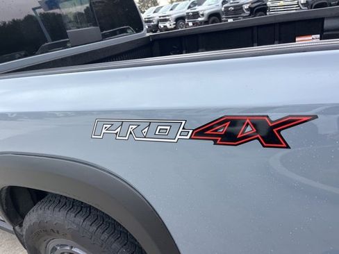 Used 2025 Nissan Frontier PRO-4X w/ Tow Package image 4