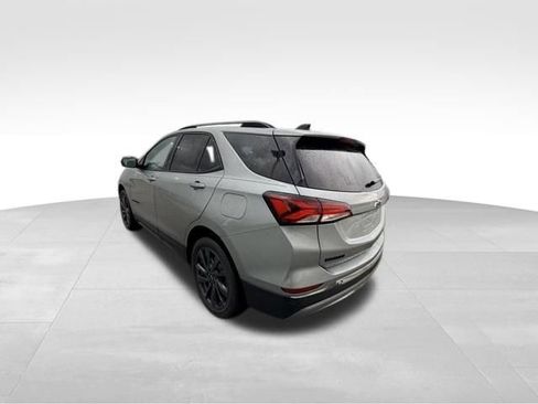 Used 2023 Chevrolet Equinox RS w/ LPO, Floor Liner Package image 4