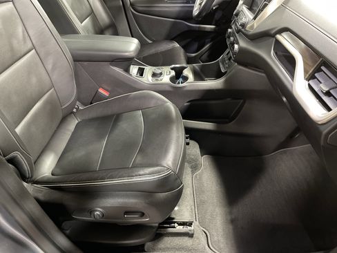 Used 2018 GMC Terrain Denali w/ Advanced Safety Package image 14