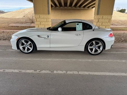 Used 2015 BMW Z4 sDrive28i image 6