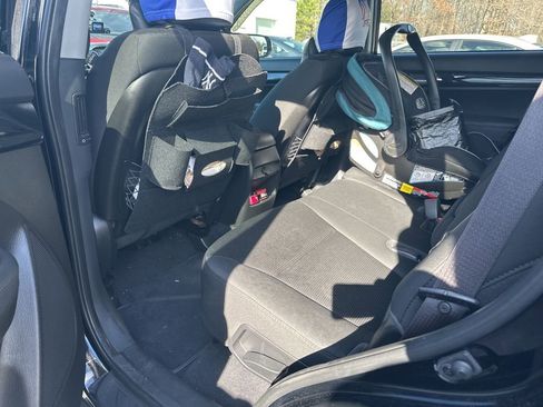 Used 2015 Kia Sorento LX image 11