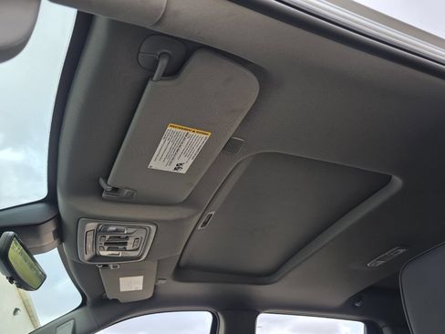 Used 2024 GMC Sierra 1500 Denali AWD/4WD image 25