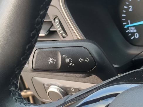 Used 2022 Ford Escape SE w/ Cold Weather Package image 29