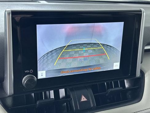 Used 2023 Toyota RAV4 XLE AWD/4WD image 15