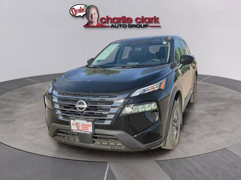 Certified 2024 Nissan Rogue S FWD image 1